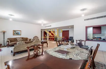 Apartment - 4 Bedrooms - 5 Bathrooms for sale in Rimal 5 - Rimal - Jumeirah Beach Residence - Dubai