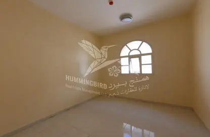 Apartment - 2 Bedrooms - 2 Bathrooms for rent in Al Dafeinah - Asharej - Al Ain