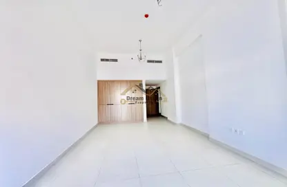 Apartment - 2 Bedrooms - 3 Bathrooms for rent in Al Warsan 4 - Al Warsan - Dubai