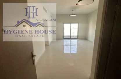 Apartment - 2 Bedrooms - 3 Bathrooms for rent in Al Jurf 2 - Al Jurf - Ajman Downtown - Ajman