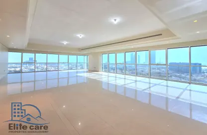 Apartment - 4 Bedrooms - 5 Bathrooms for rent in Sheikha Salama Tower - Khalidiya Street - Al Khalidiya - Abu Dhabi