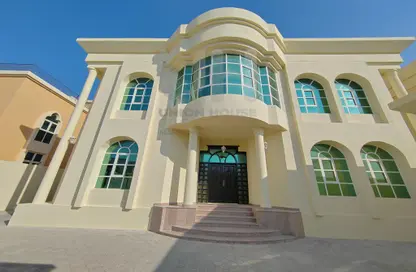 Villa - 6 Bedrooms for rent in Rabdan - Abu Dhabi