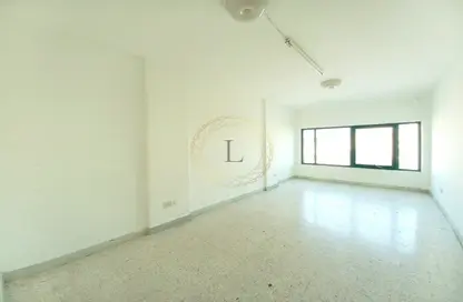 Office Space - Studio - 2 Bathrooms for rent in Central District - Al Ain