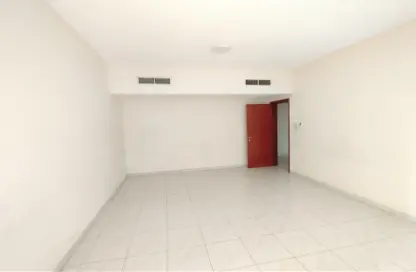 Apartment - 2 Bedrooms - 2 Bathrooms for rent in Muwailih Building - Muwaileh - Sharjah