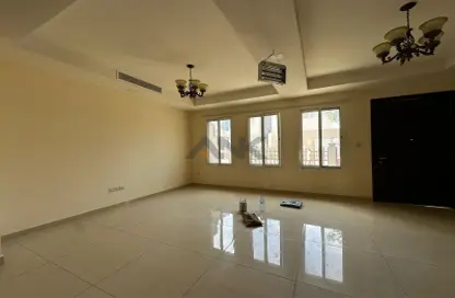 Villa - 5 Bedrooms - 6 Bathrooms for rent in Casa Royale I - Casa Royale - Jumeirah Village Circle - Dubai