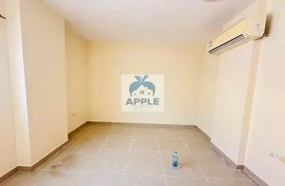 Apartment - 1 Bedroom - 2 Bathrooms for rent in AlFalah - Muwaileh Commercial - Sharjah