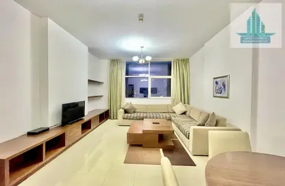 Apartment - 2 Bedrooms - 2 Bathrooms for rent in Corniche Residence - Corniche Road - Abu Dhabi