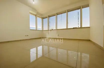 Apartment - 3 Bedrooms - 3 Bathrooms for rent in Airport Road - Abu Dhabi