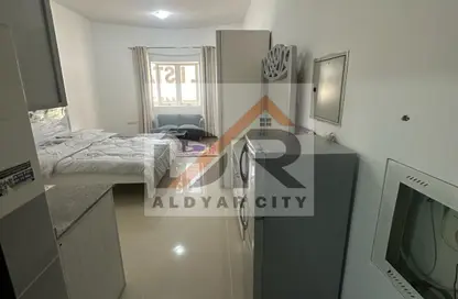 Apartment - 1 Bathroom for rent in Ajman Corniche Residences - Ajman Corniche Road - Ajman