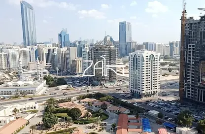 Apartment - 3 Bedrooms - 4 Bathrooms for rent in Corniche Road - Abu Dhabi