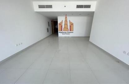 Apartment - 2 Bedrooms - 3 Bathrooms for rent in Muwaileh 29 Building - Muwaileh - Sharjah