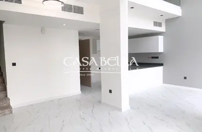 Townhouse - 2 Bedrooms - 4 Bathrooms for rent in Rukan 3 - Dubai Land - Dubai