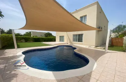 Villa - 4 Bedrooms - 6 Bathrooms for rent in Meadows 1 - Meadows - Dubai