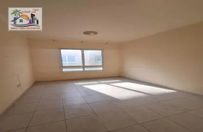 Apartment - 1 Bedroom - 2 Bathrooms for rent in The Square 1 - Muwaileh Commercial - Sharjah