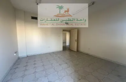 Apartment - 4 Bedrooms - 4 Bathrooms for rent in SG Al Soor Building - Al Soor - Al Qasimia - Sharjah