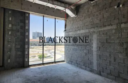 Shop - Studio for rent in Majan - Dubai