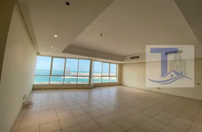 Apartment - 3 Bedrooms - 4 Bathrooms for rent in Al Mina - Abu Dhabi