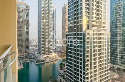 Apartment - 1 Bedroom - 2 Bathrooms for rent in Lake View Tower - JLT Cluster B - Jumeirah Lake Towers - Dubai