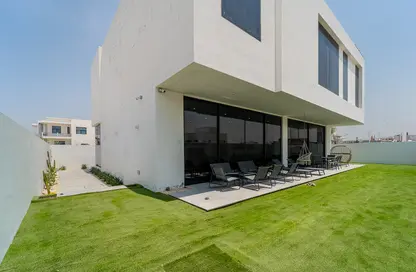 Villa - 4 Bedrooms - 5 Bathrooms for sale in Nad Al Sheba Gardens - Nad Al Sheba 1 - Nad Al Sheba - Dubai