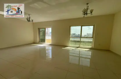 Apartment - 3 Bedrooms - 5 Bathrooms for rent in Al Khan Lagoon - Al Khan - Sharjah