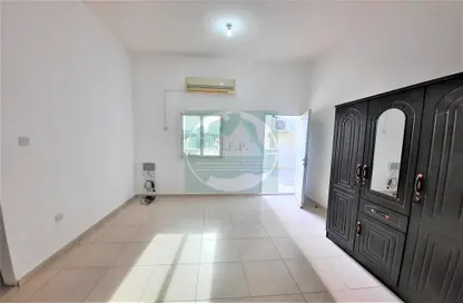 Apartment - 1 Bathroom for rent in Khalifa City A Villas - Khalifa City A - Khalifa City - Abu Dhabi