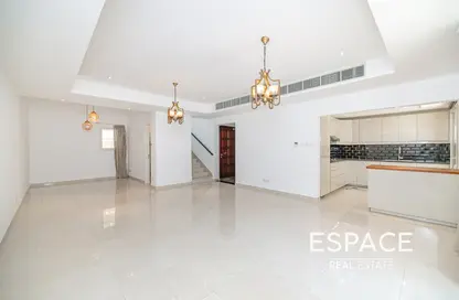 Villa - 3 Bedrooms - 4 Bathrooms for rent in Springs 7 - The Springs - Dubai