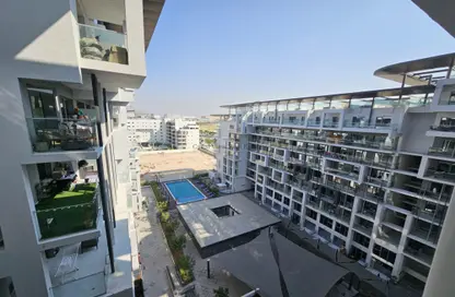 Apartment - 2 Bedrooms - 3 Bathrooms for rent in Oasis Residences - Masdar City - Abu Dhabi