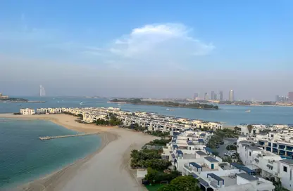 Apartment - 2 Bedrooms - 1 Bathroom for sale in Al Haseer - Shoreline Apartments - Palm Jumeirah - Dubai