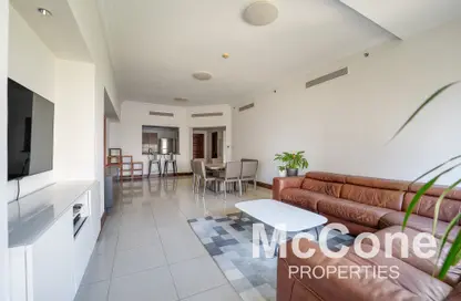 Apartment - 2 Bedrooms - 3 Bathrooms for sale in Golden Mile 1 - Golden Mile - Palm Jumeirah - Dubai