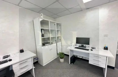 Office Space - Studio - 1 Bathroom for rent in Al Rostamani Building - Port Saeed - Deira - Dubai