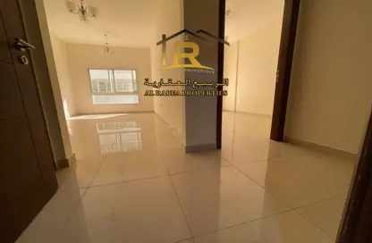 Apartment - 1 Bedroom - 2 Bathrooms for rent in Corniche Tower - Ajman Corniche Road - Ajman