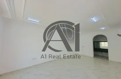 Villa - 3 Bedrooms - 5 Bathrooms for rent in Al Dhahir - Al Ain