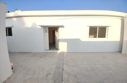 Villa - 4 Bedrooms - 5 Bathrooms for rent in Al Qadsiya - Al Heerah - Sharjah