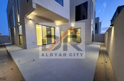 Villa - 5 Bedrooms - 4 Bathrooms for rent in Ajman Corniche Residences - Ajman Corniche Road - Ajman