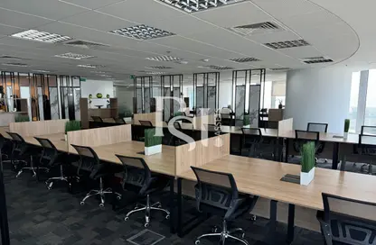 Business Centre - Studio - 1 Bathroom for rent in Sky Tower - Shams Abu Dhabi - Al Reem Island - Abu Dhabi