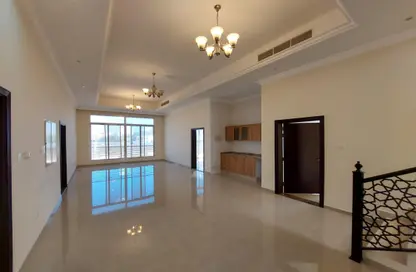 Villa - 6 Bedrooms for rent in Nad Al Sheba 4 - Nad Al Sheba - Dubai