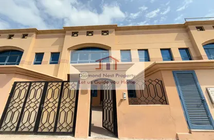 Villa - 4 Bedrooms - 5 Bathrooms for rent in Hadbat Al Zafranah - Muroor Area - Abu Dhabi