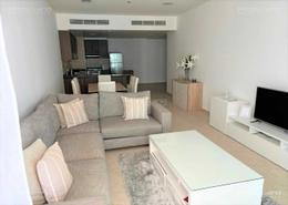 صورةغرفة المعيشة / غرفة الطعام لـ: شقة - 1 غرفة نوم - 2 حمامات للبيع في مساكن النخبة - دبي مارينا - دبي, صورة 1