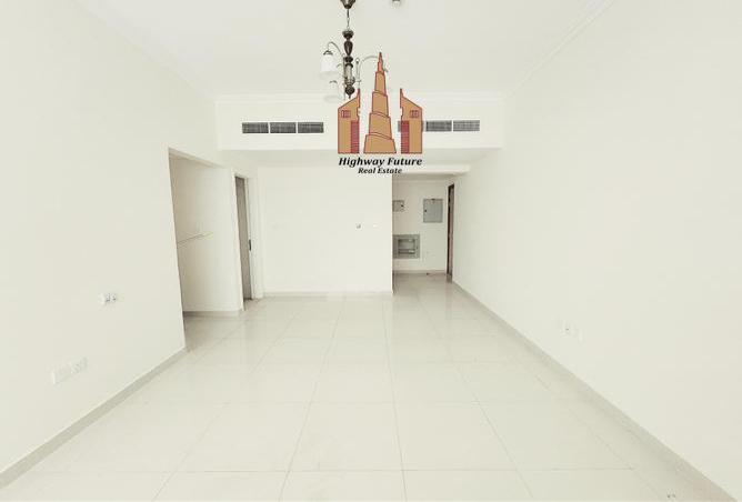 Apartment - 2 Bedrooms - 3 Bathrooms for rent in Muwaileh 3 Building - Muwaileh - Sharjah