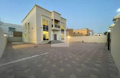 Villa - 5 Bedrooms for rent in Al Hamidiya 2 - Al Hamidiya - Ajman