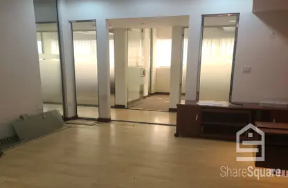 Office Space - Studio - 1 Bathroom for rent in Smark 9 - Al Karama - Dubai