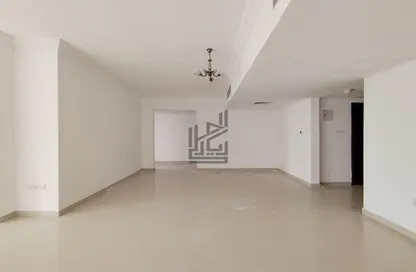 Apartment - 3 Bedrooms - 3 Bathrooms for rent in Al Mamzar Plaza - Al Taawun Street - Al Taawun - Sharjah
