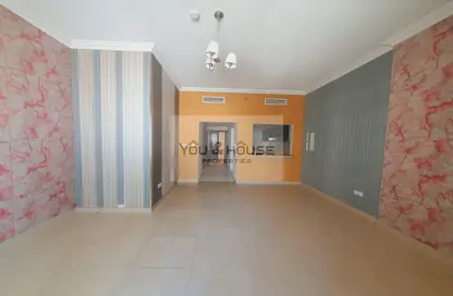 Apartment - 1 Bedroom - 2 Bathrooms for rent in Plaza Residences - Jumeirah Village Circle - Dubai