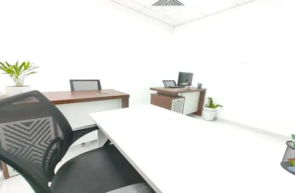 Business Centre - Studio - 1 Bathroom for rent in Aspin Tower - Sheikh Zayed Road - Dubai