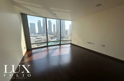 Apartment - 1 Bedroom - 2 Bathrooms for rent in Burj Khalifa Zone 2B - Burj Khalifa Area - Downtown Dubai - Dubai