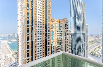 Apartment - 1 Bedroom - 2 Bathrooms for sale in Marina Pinnacle - Dubai Marina - Dubai