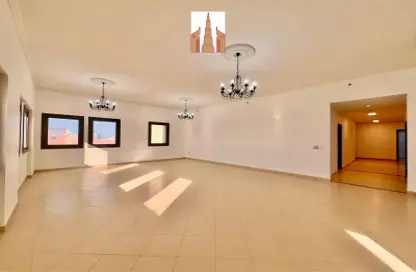 Apartment - 4 Bedrooms - 6 Bathrooms for rent in Al Mamzar - Al Mamzar - Sharjah - Sharjah