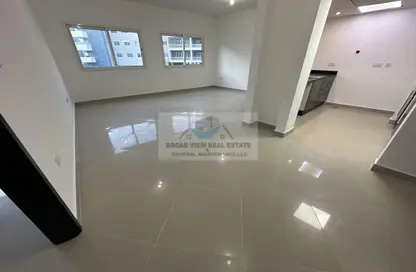 Apartment - 1 Bedroom - 2 Bathrooms for sale in Tower 4 - Al Reef Downtown - Al Reef - Abu Dhabi