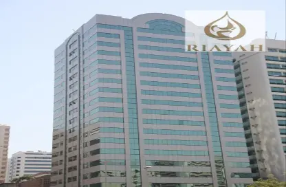 Apartment - 3 Bedrooms - 4 Bathrooms for rent in Airport Road - Abu Dhabi