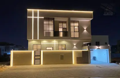 Villa - 4 Bedrooms - 6 Bathrooms for sale in Al Yasmeen 1 - Al Yasmeen - Ajman